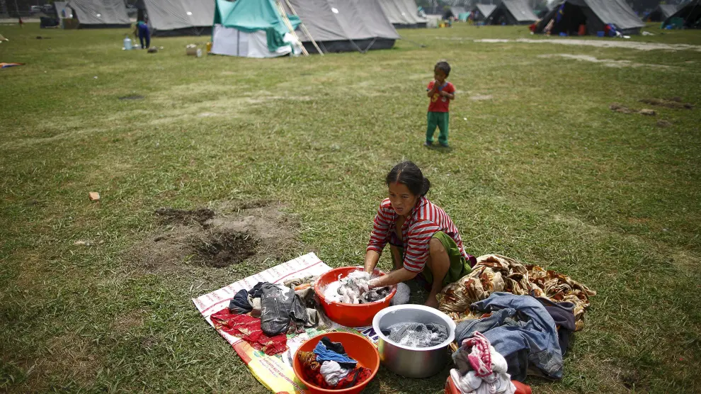 Supervivientes del terremoto en Nepal.