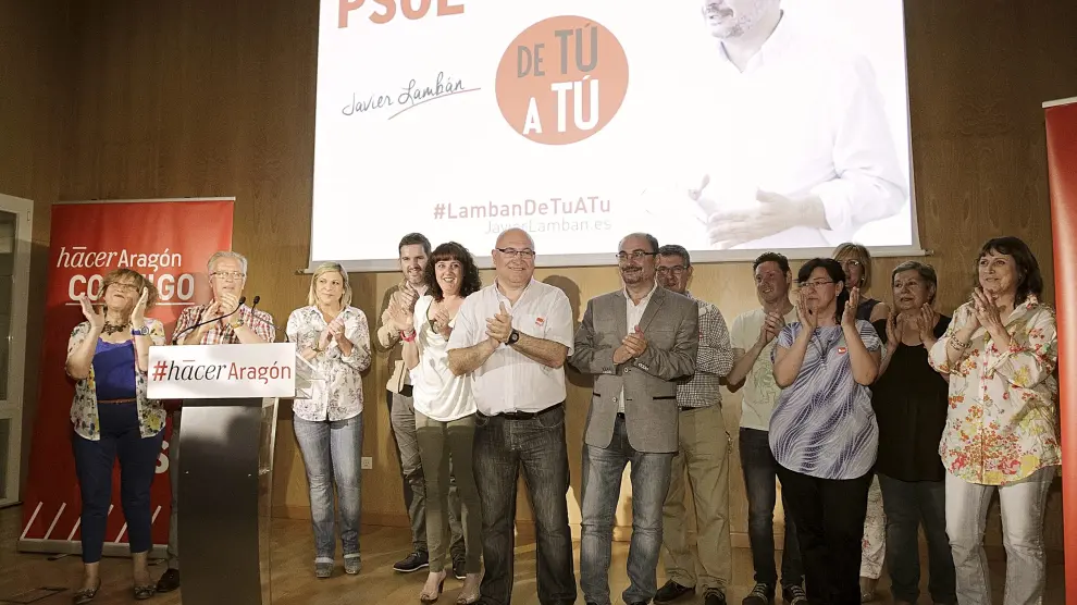 El candidato del PSOE ha criticado la "tendencia privatizadora del PP" con la sanidad