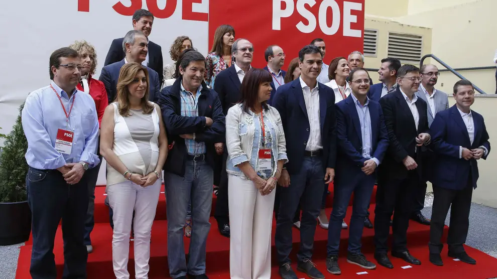 Lambán, a la derecha, en el Comité Federal del PSOE este sábado.