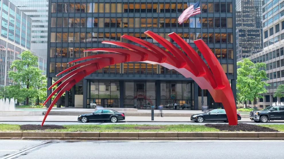 Una de las siete nuevas esculturas que el arquitecto Santiago Calatrava inauguró en la avenida Park.