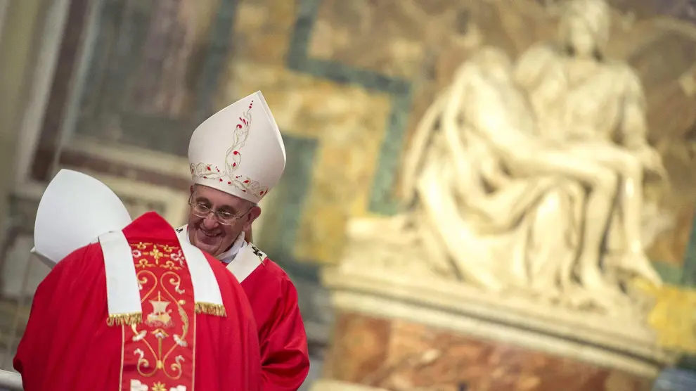 El Papa durante la ceremonia celebrada este lunes en Roma.