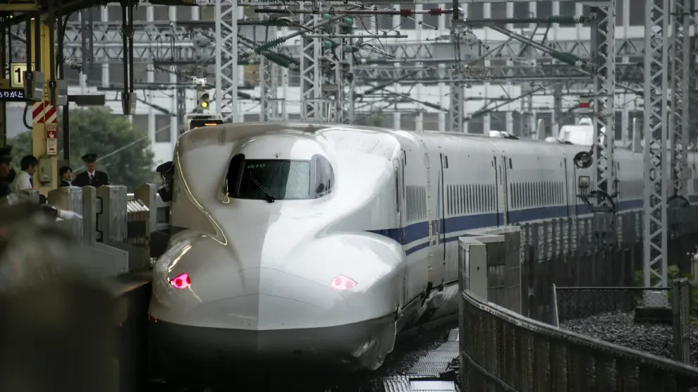El tren bala Shinkansen, en la estación de Tokio.