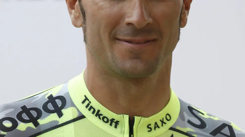 El ciclista italiano del Tinkoff-Saxo Ivan Basso ha dejado el Tour de Francia a causa de un cáncer de testículos.