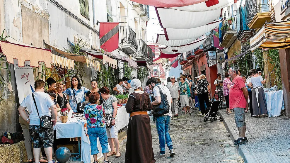 Las calles de la ciudad retroceden hasta el siglo XV durante todo el fin de semana.