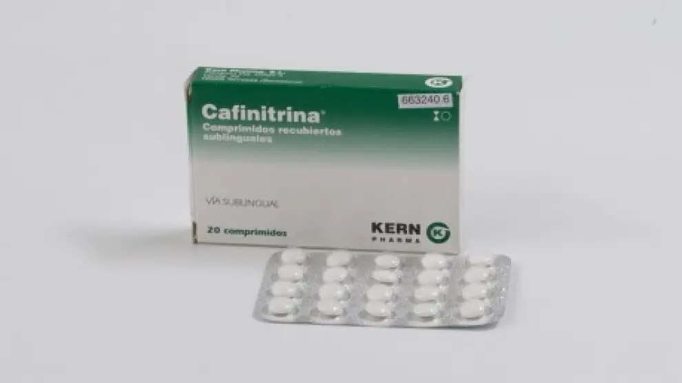 La Cafinitrina -en forma de comprimidos sublinguales- se emplea para tratar episodios de angina de pecho.