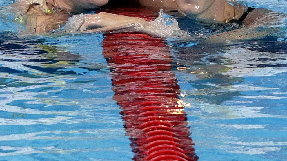 La nadadora australiana Bronte Campbell (d), junto a su hermana mayor Cate.