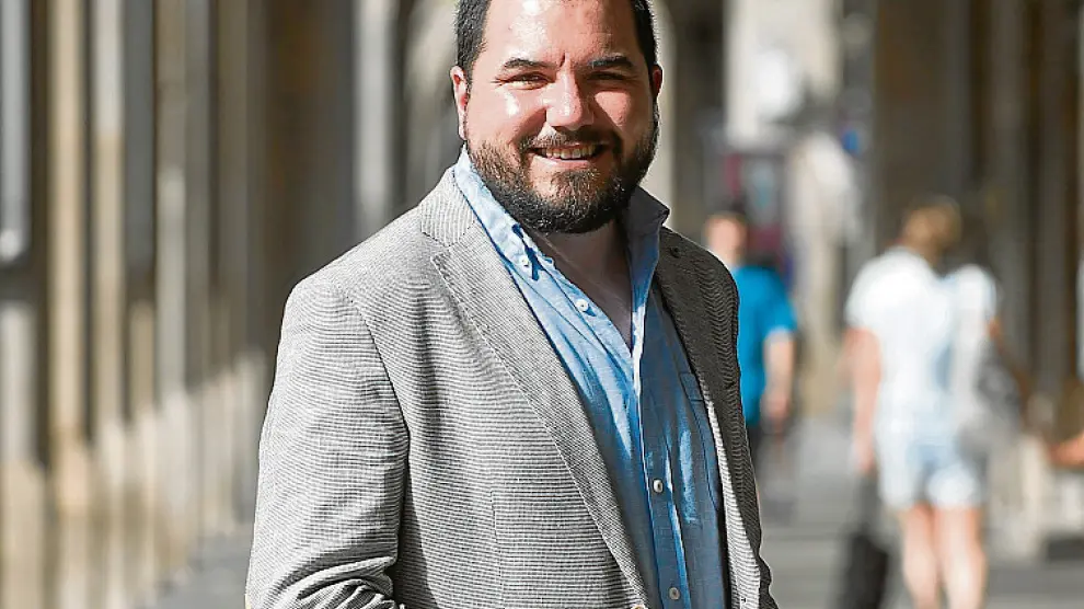 Moreno, fotografiado en el paseo de la Independencia.