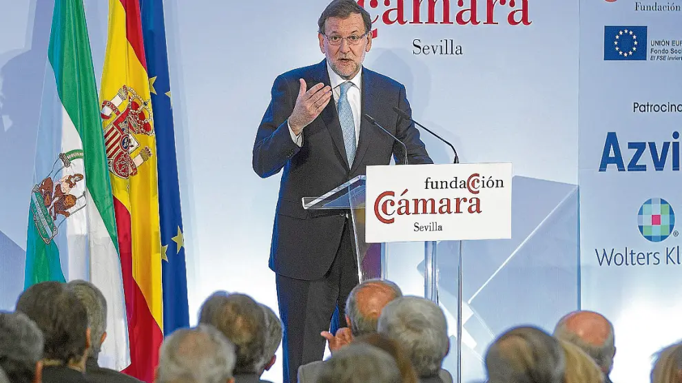 El presidente Mariano Rajoy, ayer en la conferencia que protagonizó en Sevilla con empresarios.