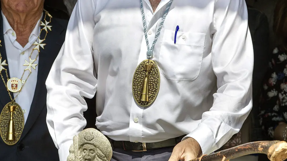 Mariano Rajoy durante su nombramiento como Caballero de la Real Orden Serenísima de la Alquitara.