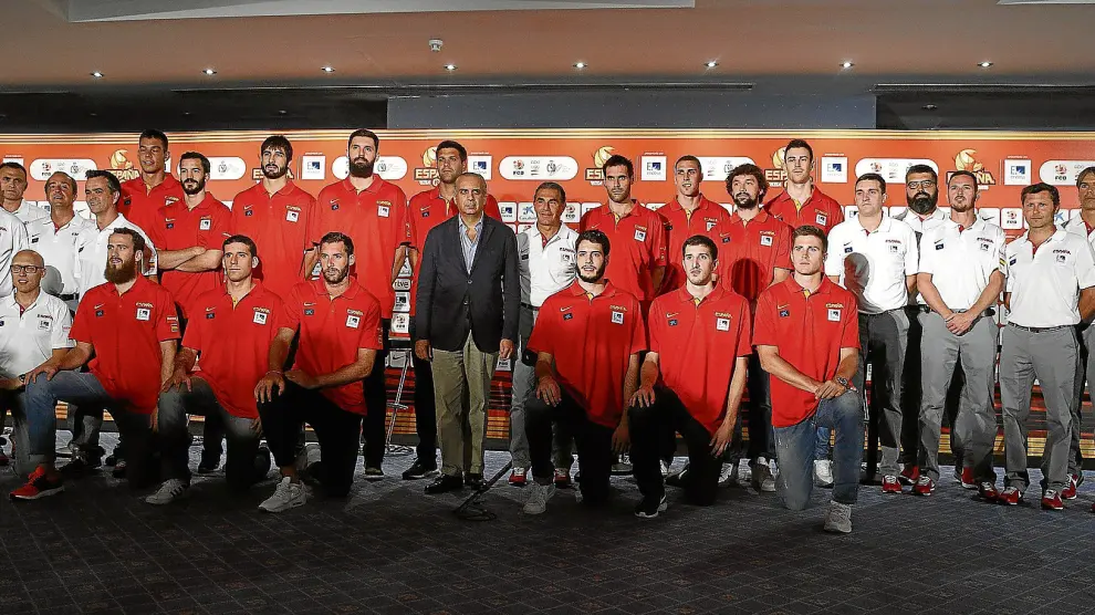 Los elegidos por Scariolo. El equipo español está formado por 16 jugadores, por lo que el técnico deberá realizar cuatro descartes para el Eurobasket.