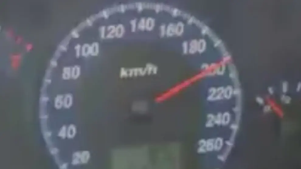Momento en el que el cuentakilómetros marcaba los 200 Km/h