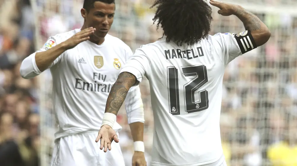 Cristiano Ronaldo y Marcelo celebran uno de los goles