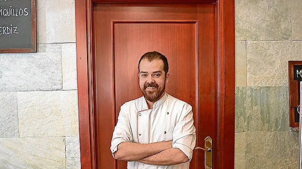 El cocinero Jorge Algarate, dueño de El Descorche.