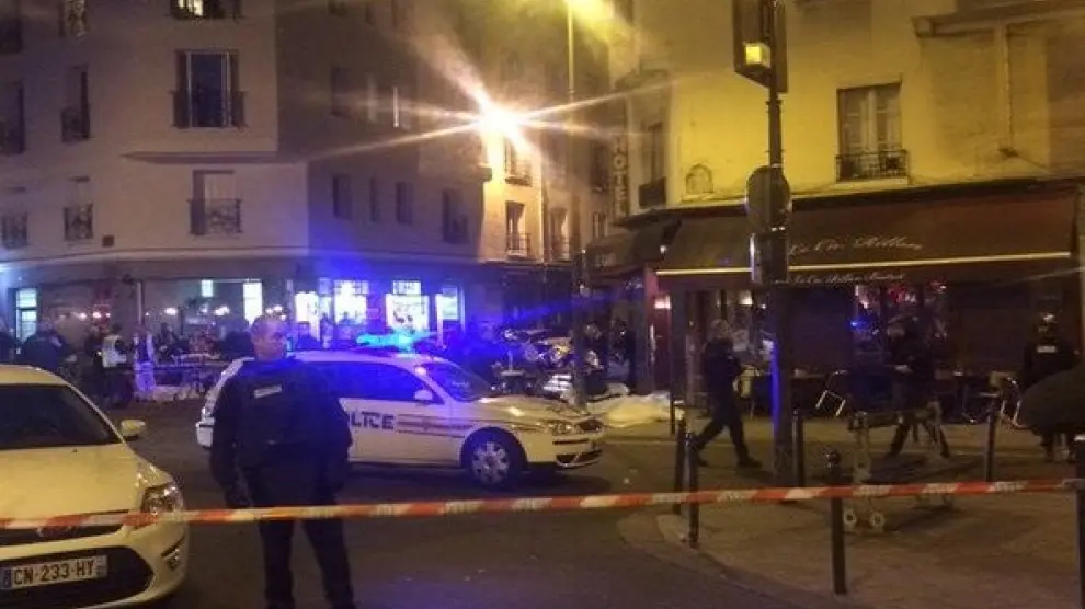 Al menos 18 muertos en varios ataques simultáneos en el centro de París