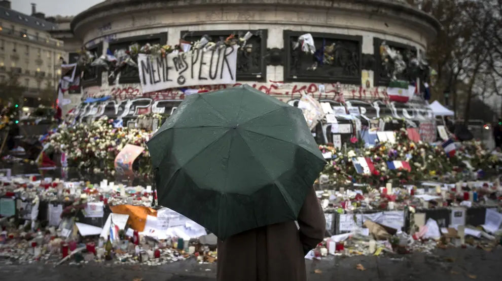 Homenaje a las víctimas de los atentados de París.