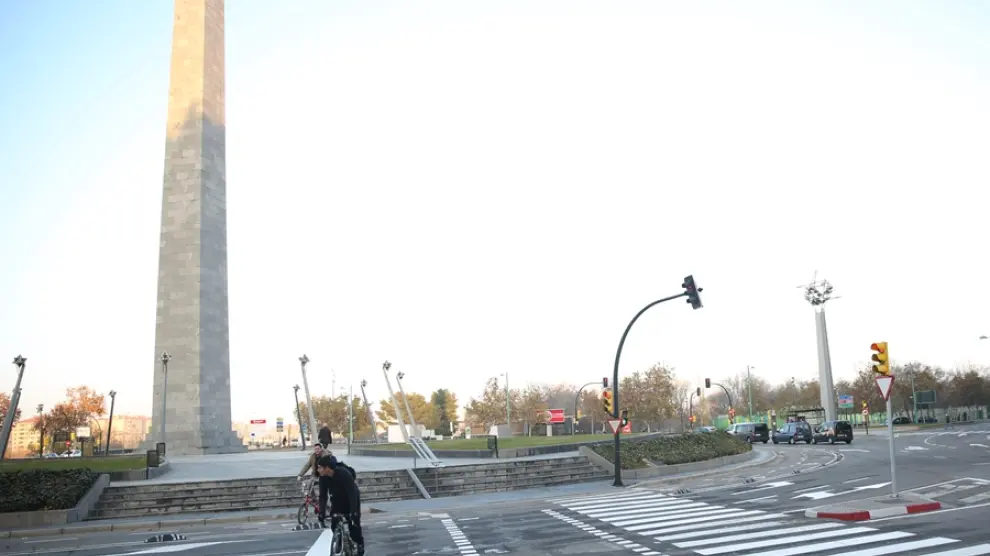 Carril bici en el interior de la rotonda de Plaza Europa