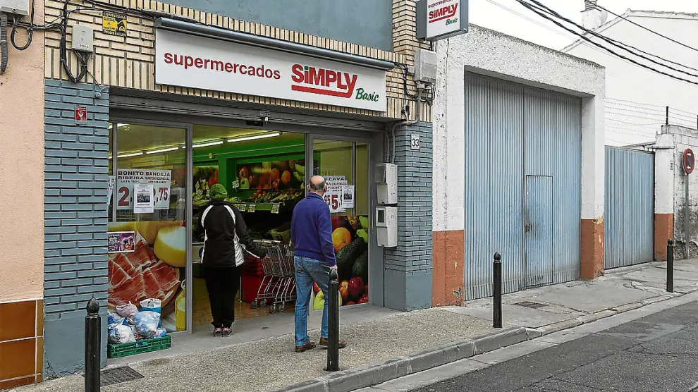 El supermercado Simply Basic que abrió sus puertas en noviembre en La Cartuja (Zaragoza).