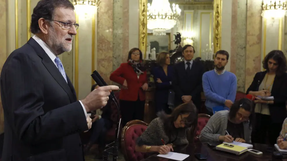 Mariano Rajoy declara tras la reunión que el grupo parlamentario popular ha celebrado en el Congreso.