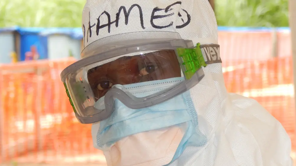 Una imagen de la operación humanitaria en Sierra Leona del médico español César Velasco.