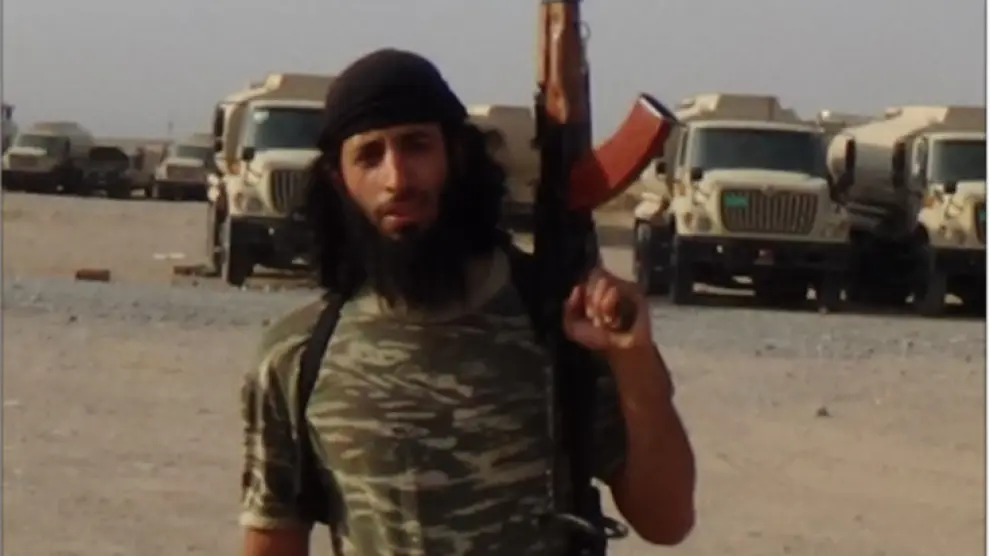 El yihadista británico Jihadi John a cara descubierta