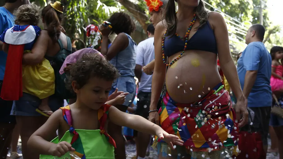 En el Carnaval de Río de Janeiro hasta los niños salen de parranda