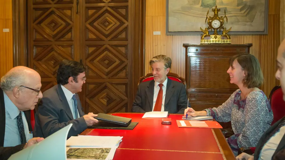 Encuentro entre el Ayuntamiento de Zaragoza y la Confederación Hidrográfica del Ebro