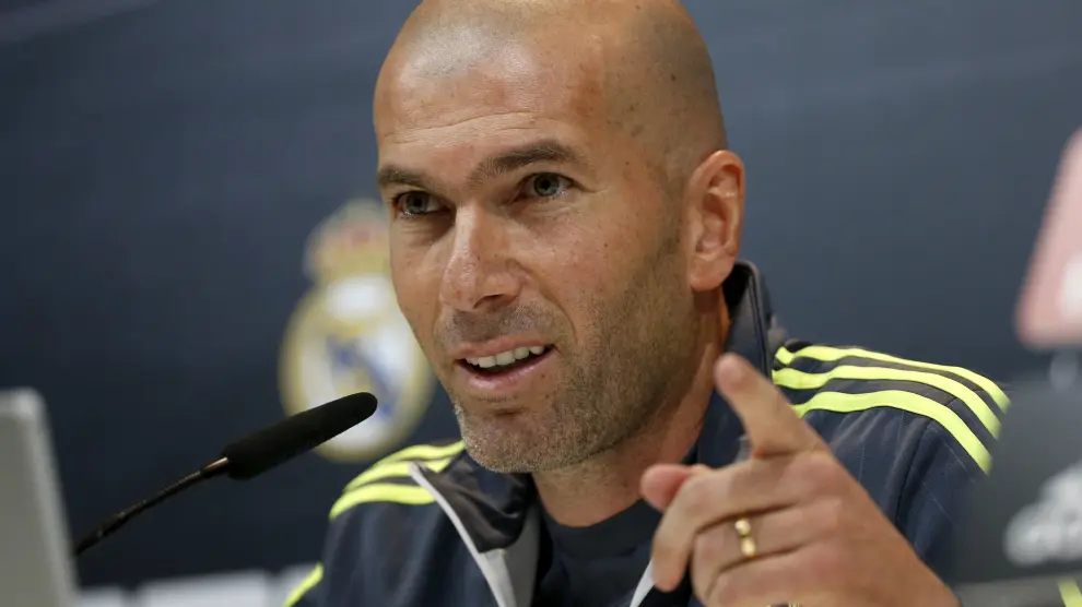 Zidane confirma la lesión de Bale y pide tiempo