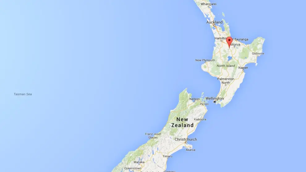 Tokoroa está ubicada a unos 180 kilómetros al sureste de Auckland.