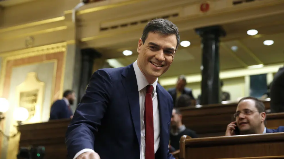 l líder del PSOE, Pedro Sánchez, a su llegada al hemiciclo del Congreso de los Diputados