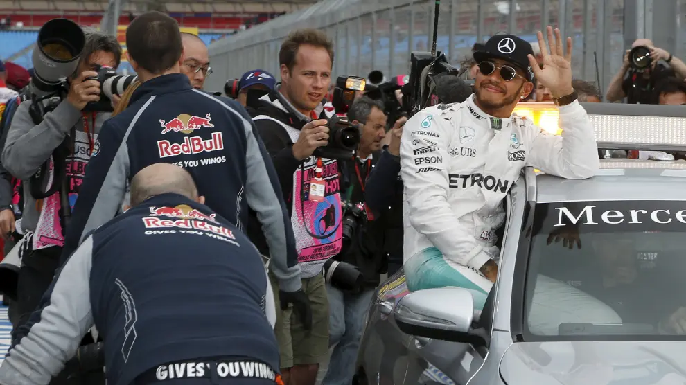 Hamilton saldrá desde la pole, al lado de Rosberg, en Australia.