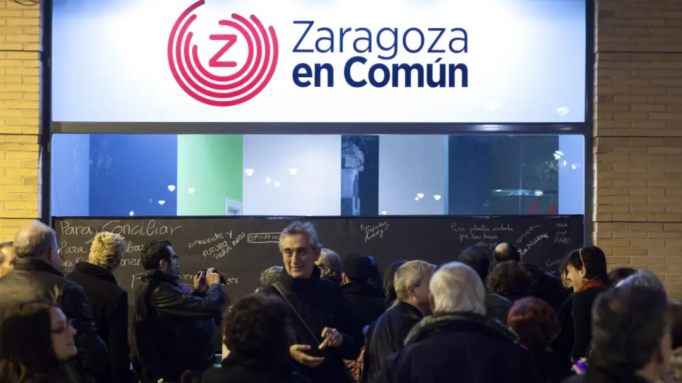 Zaragoza en Común inaugura su sede central en la plaza del Portillo.