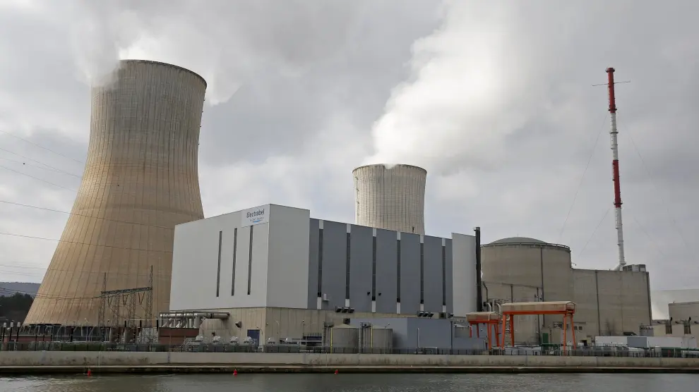 Central nuclear de Tihange, una de las dos plantas a gran escala en Bélgica.
