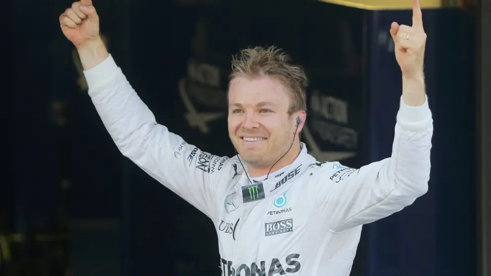 El alemán Nico Rosberg celebra su triunfo.