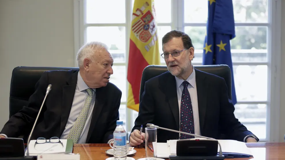 Mariano Rajoy junto al ministro de Exteriores, José Manuel García Margallo.