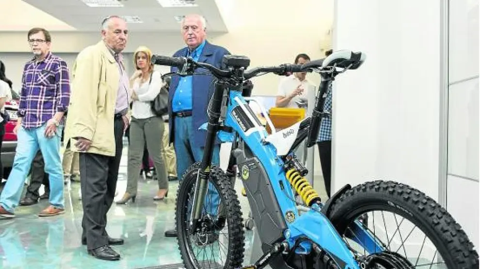 Velconi presentó el pasado jueves en Zaragoza la Brinco R, junto a la nueva tienda Bultaco.