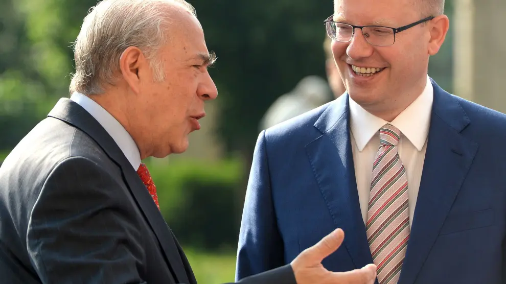 El primer ministro checo y el secretario general de la OCDE