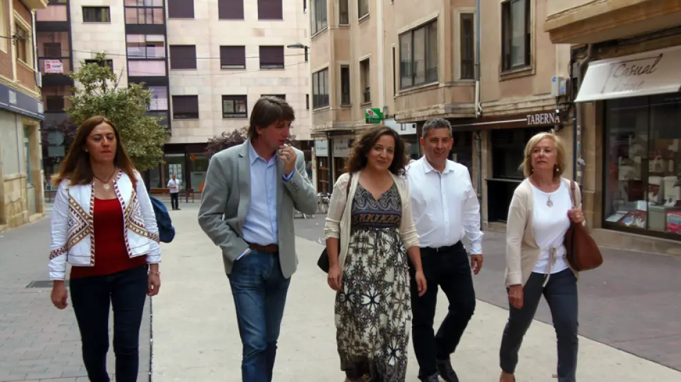 La eurodiputada Iratxe García, en Soria, en compañía de Carlos Martínez, Virginia Barcones y Javier Antón y María Irigoyen a su izquierda
