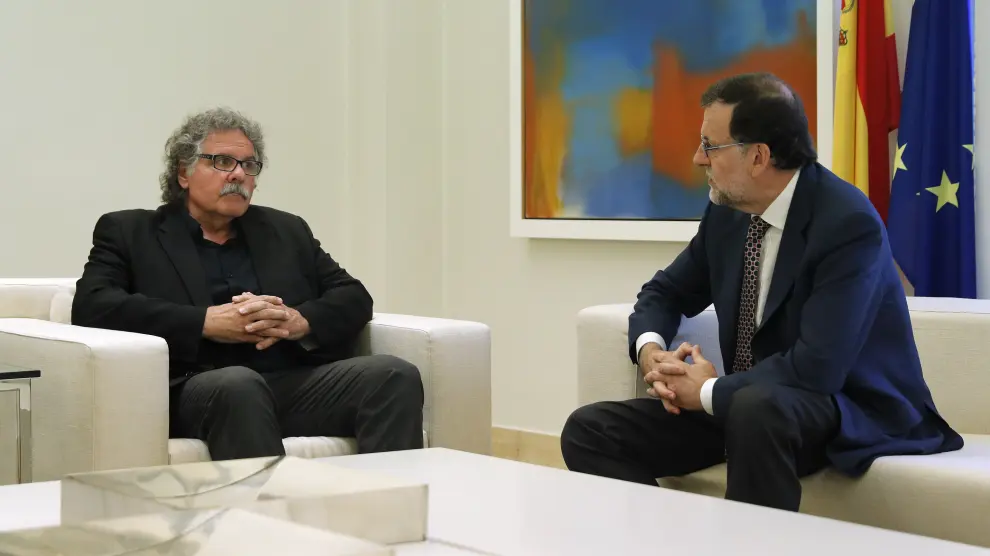 Joan Tardá junto a Mariano Rajoy, este miércoles.