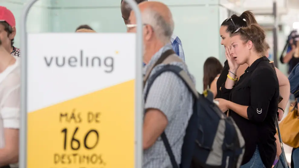 Los pilotos de Vueling trabajarán días libres para cubrir la planificación de vuelos, según Sepla