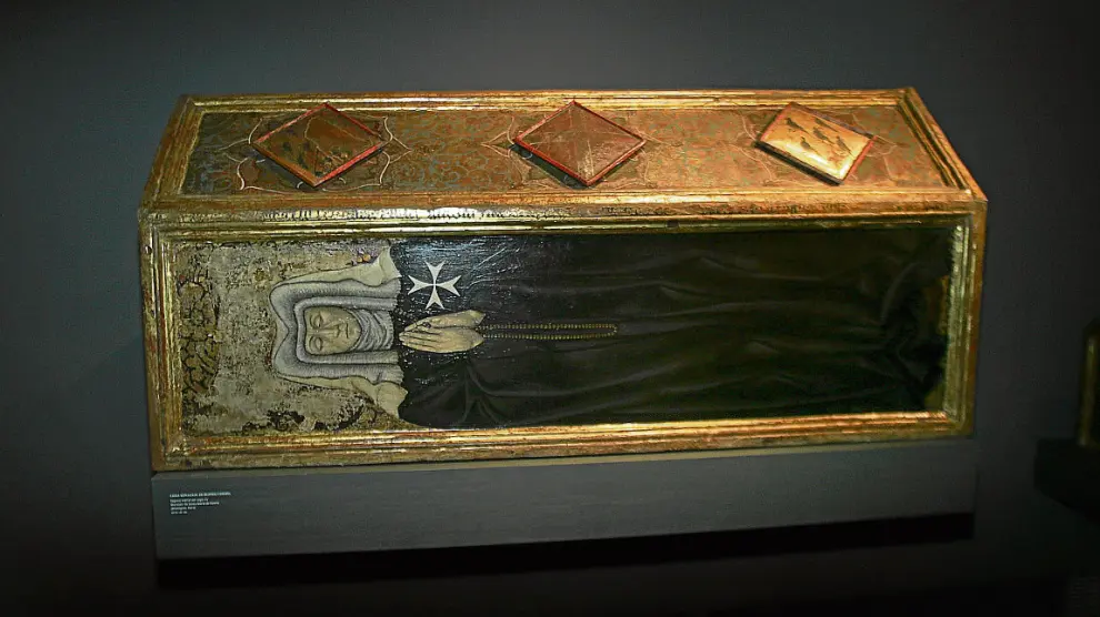 Una de las tres cajas sepulcrales que debe volver a Sijena desde el Museo de Lérida.