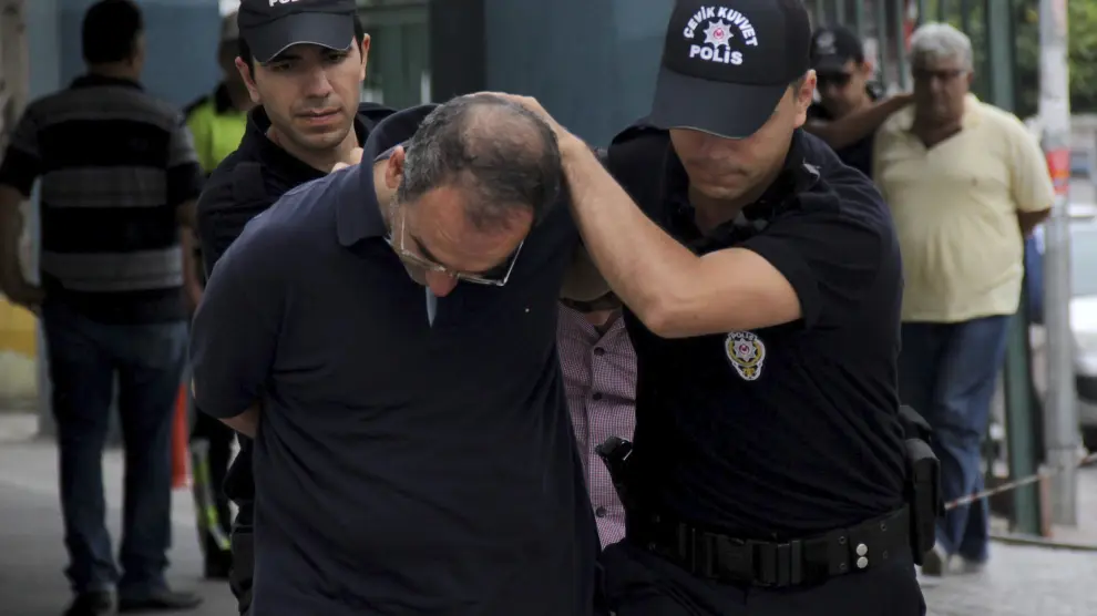 Continúan las detenciones en Turquía tras el fallido Golpe de Estado