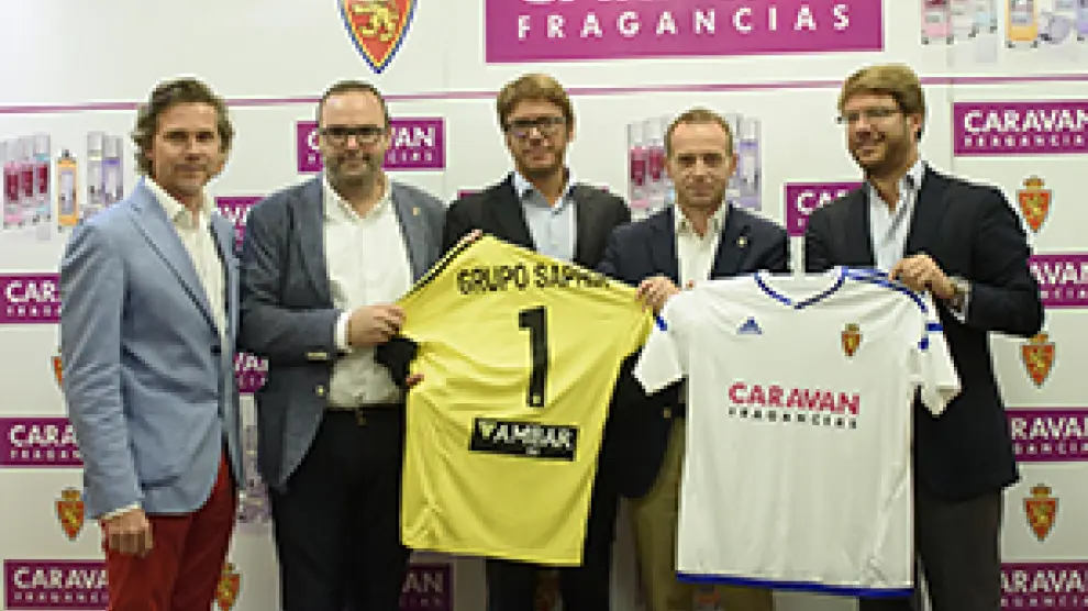 Caravan Fragancias renueva su contrato de patrocinio con el Real Zaragoza