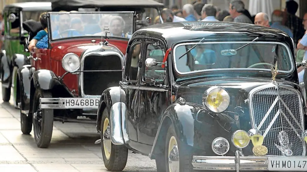 Vehículos de la concentración de coches antiguos en una edición anterior