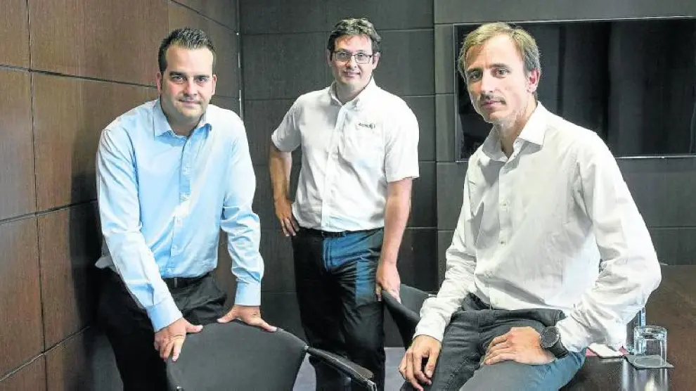 Los directivos Alberto Paramio, de Prodesa; Simón Rosales, de Android Zaragoza; y Jorge Blanchard, de Algontec