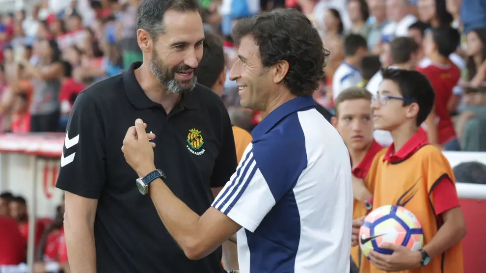 Luis Milla durante el amistoso entre el Nástic y el Real Zaragoza