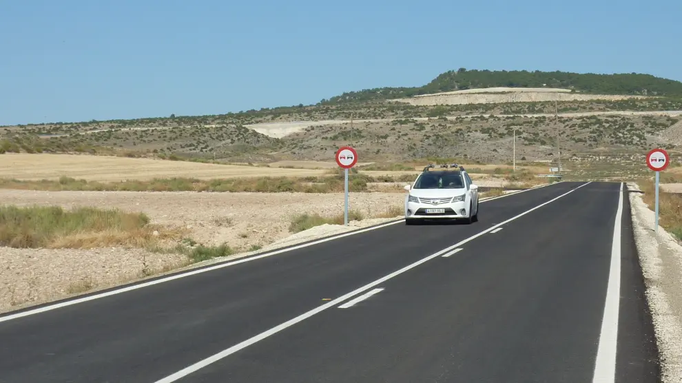 ?La DPZ termina el arreglo de la carretera CV-624 entre Valmadrid y La Puebla de Albortón.