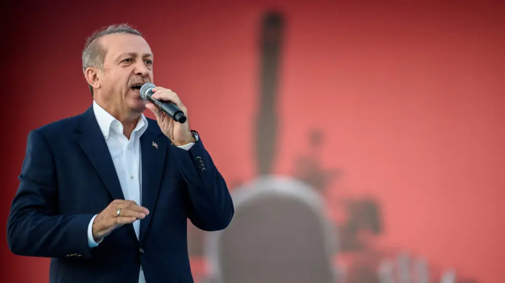 Erdogan en el mitin antigolpe.
