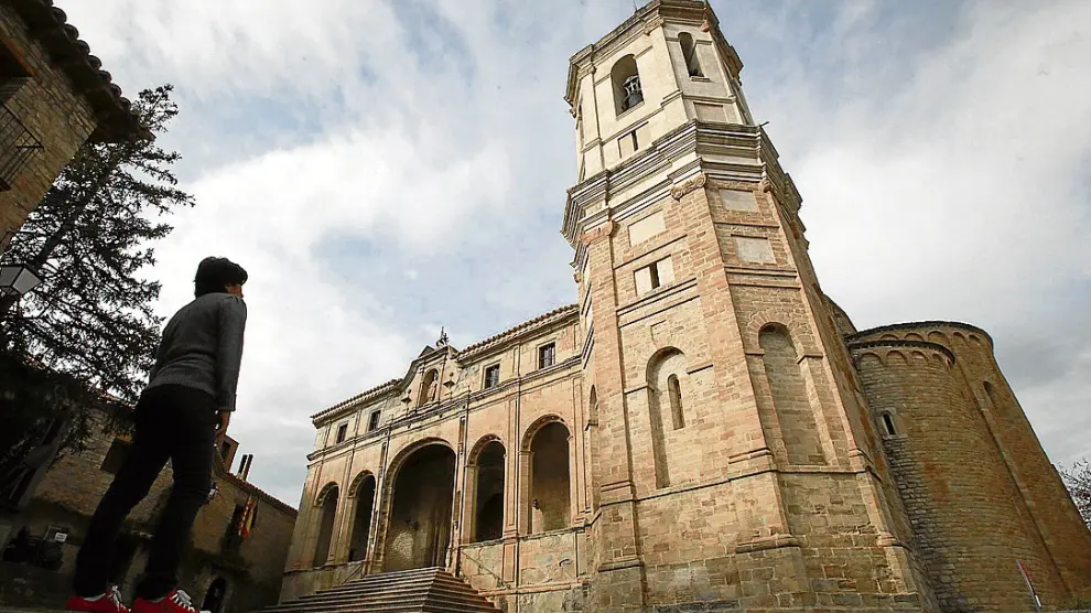 Catedral románica de San Vicente mártir de Roda de Isábena.