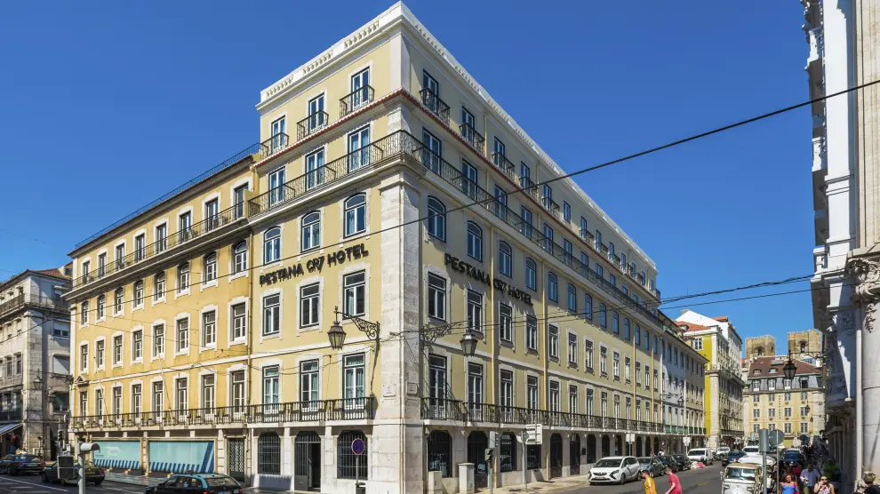 El hotel de la marca Cristiano Ronaldo crea en Lisboa 60 puestos de trabajo.