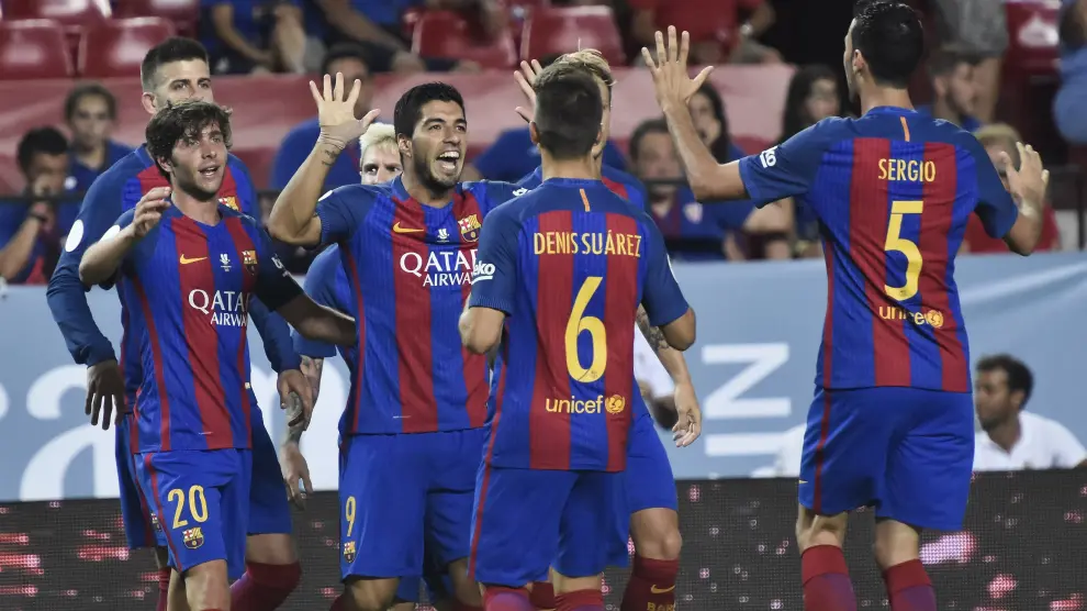 El FC. Barcelona celebra uno de los tantos ante el Sevilla
